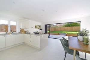 Photo 11- click for photo gallery